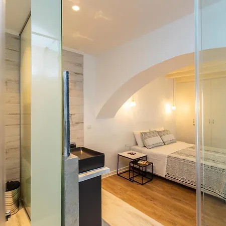 Anne Apartment, At The Venetian Port Of Rethimno! Rethymno (Crete)