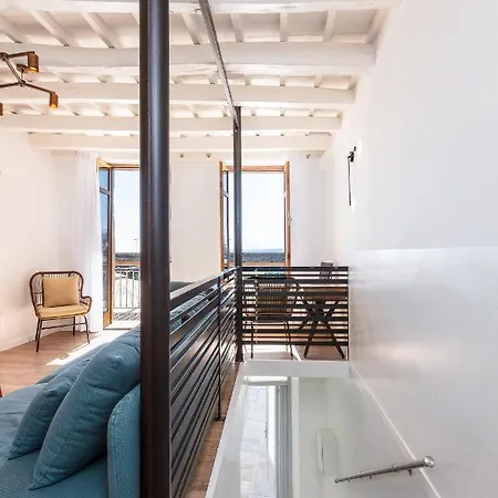 Anne Apartment, At The Venetian Port Of Rethimno! Rethymno (Crete)