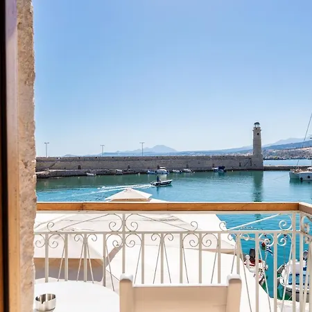 Anne Apartment, At The Venetian Port Of Rethimno! Apartment Rethymno (Crete)